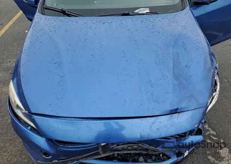 2017 Volvo S60 R Design z USA, uszkodzony, nr VIN YV149MTS7H2438651